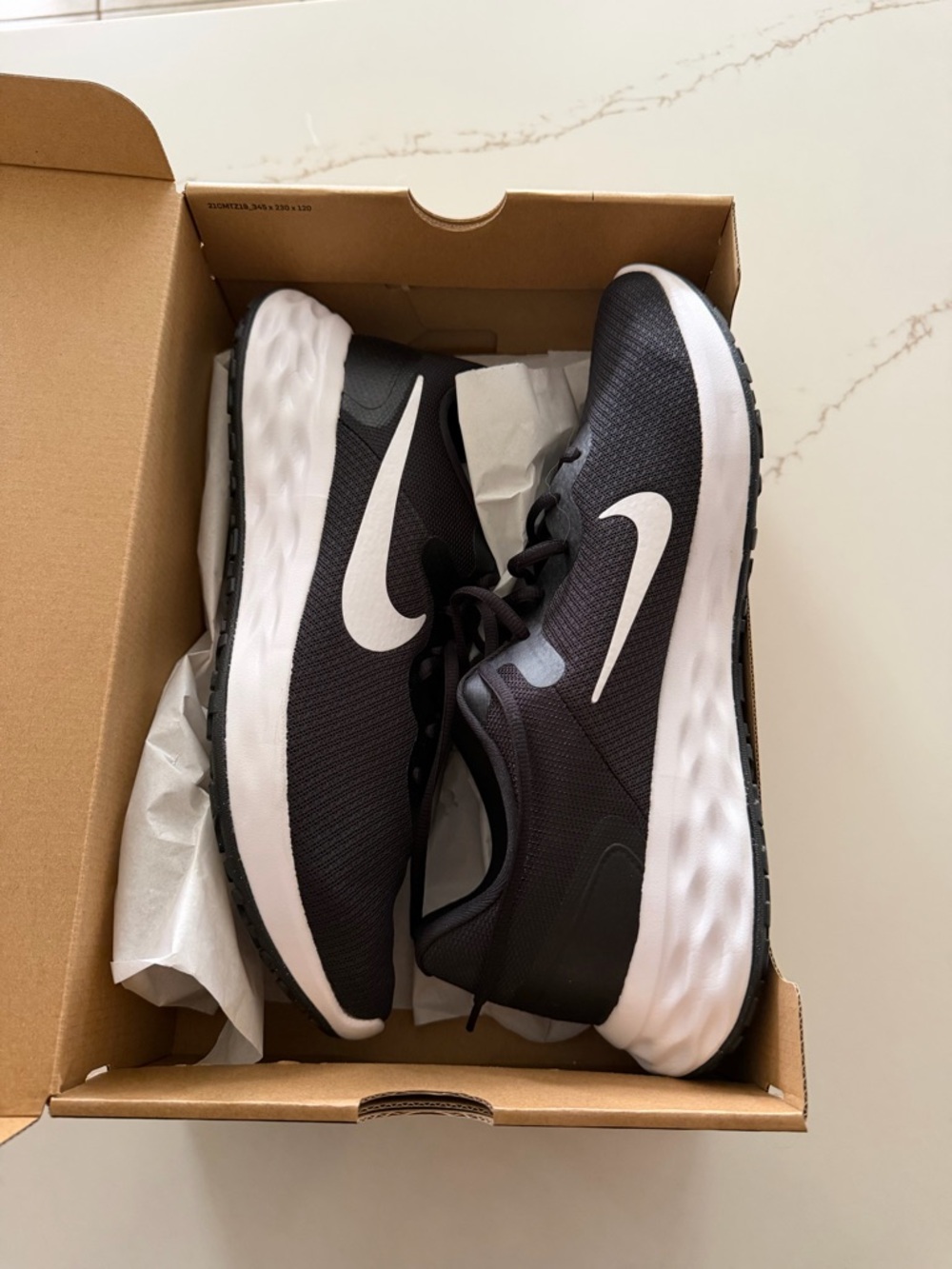 Nike Black and White Men's Athletic Running Shoes